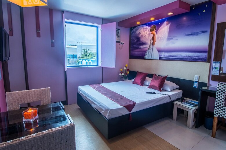 Hotel Dreamworld Las Pinas