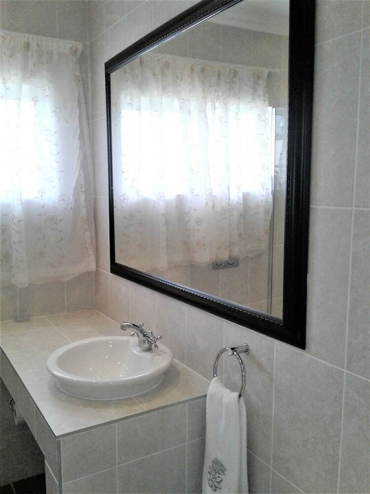 Hotel Rostalyn Guesthouse