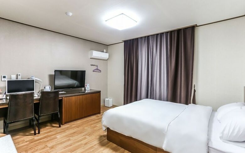 Hotel Hyundae Motel