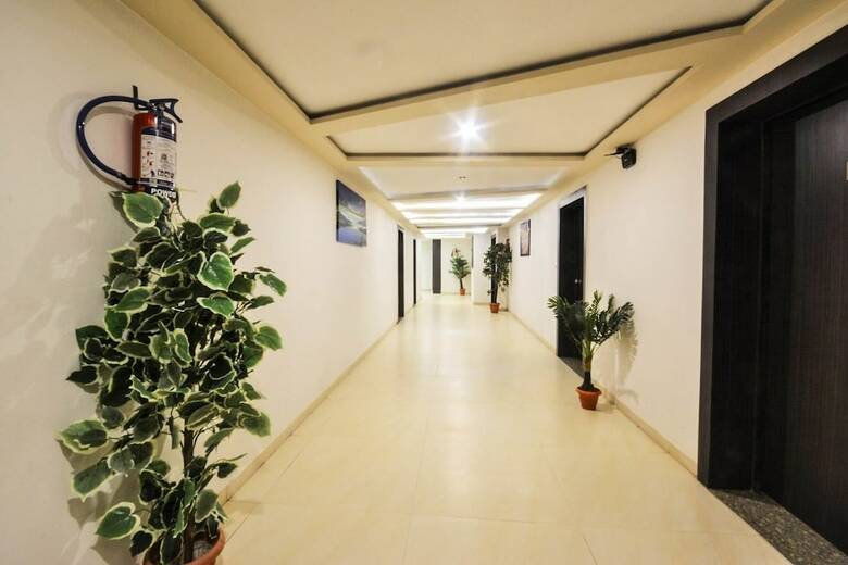 Hotel Sky Stays Skyland
