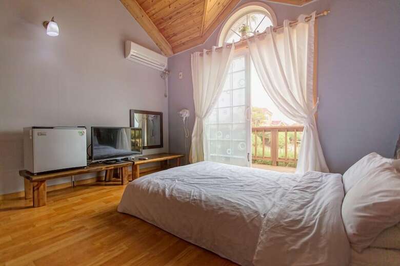 Pension Jeju Good House