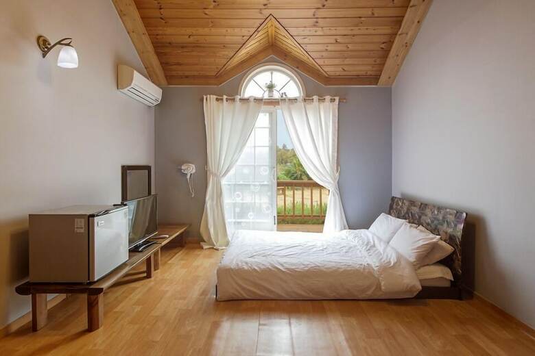 Pension Jeju Good House