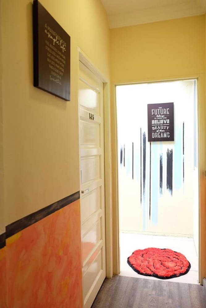 Hotel Natol Homestay - L.a