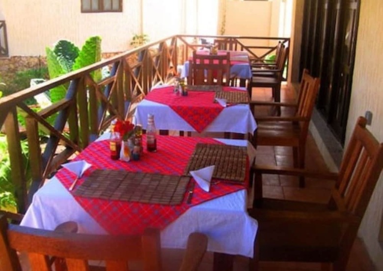 Hotel Arabian Nights Suites
