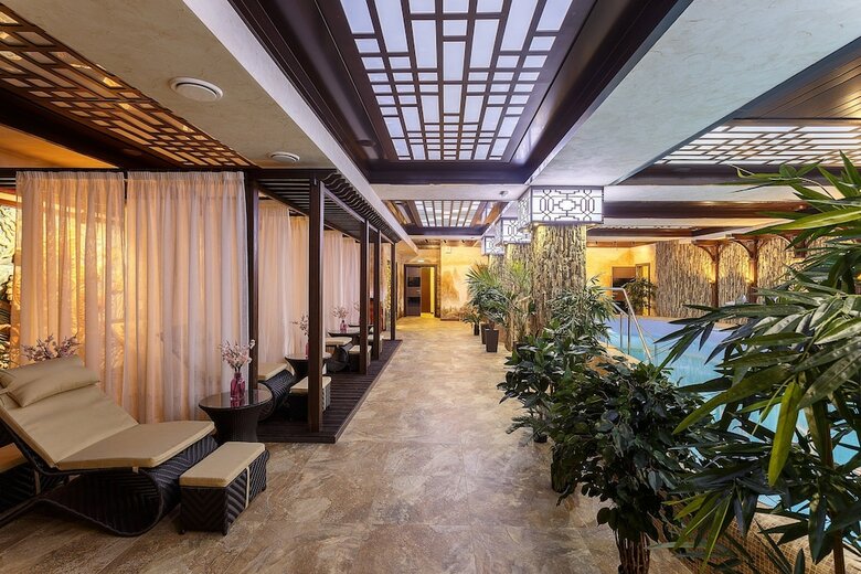 Bliss Hotel & Spa