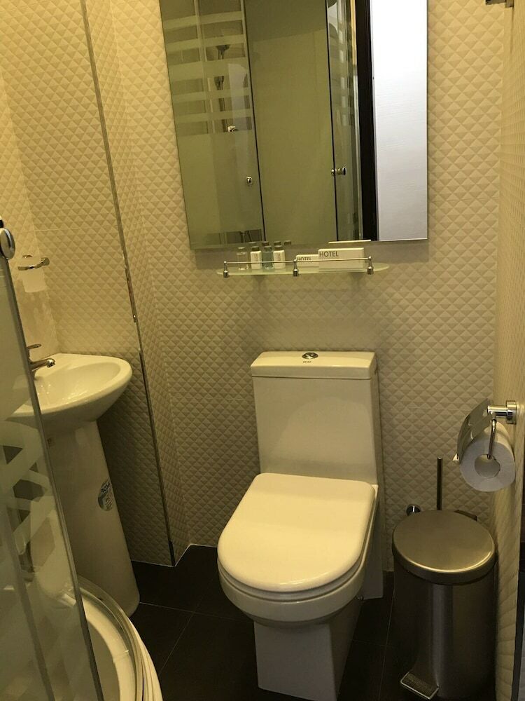 Bliss Hotel & Spa