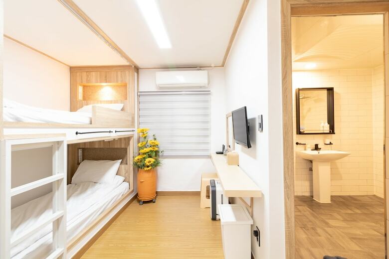 Hostal Huayuan House Hongdae - Hostel