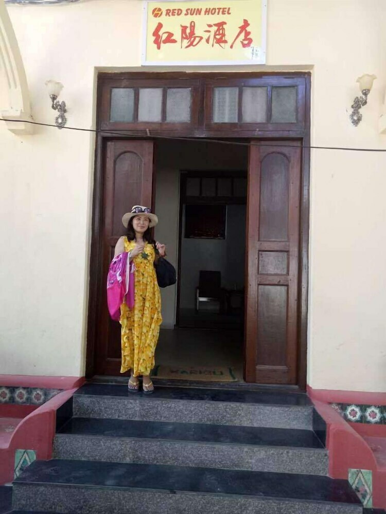 Bed & Breakfast Red Sun Hotel