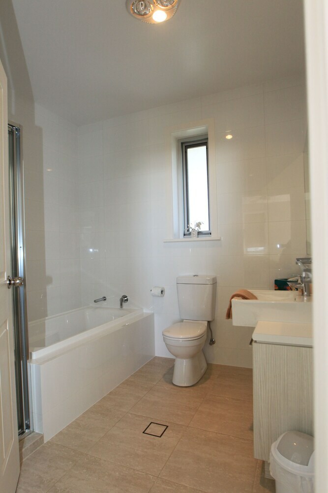 Elandra Holiday Home