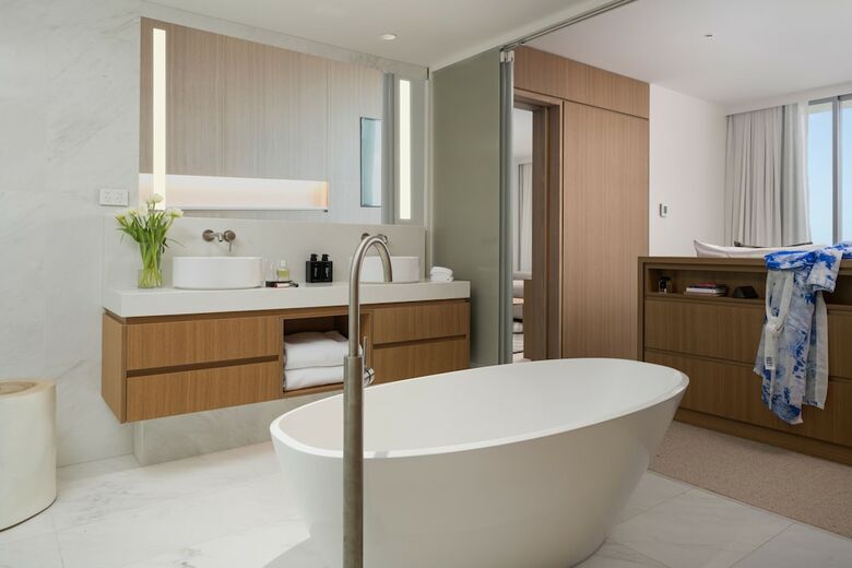 Hotel Riley, A Crystalbrook Collection Resort