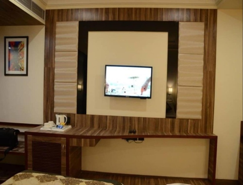 Hotel Clarks Inn Jaipur