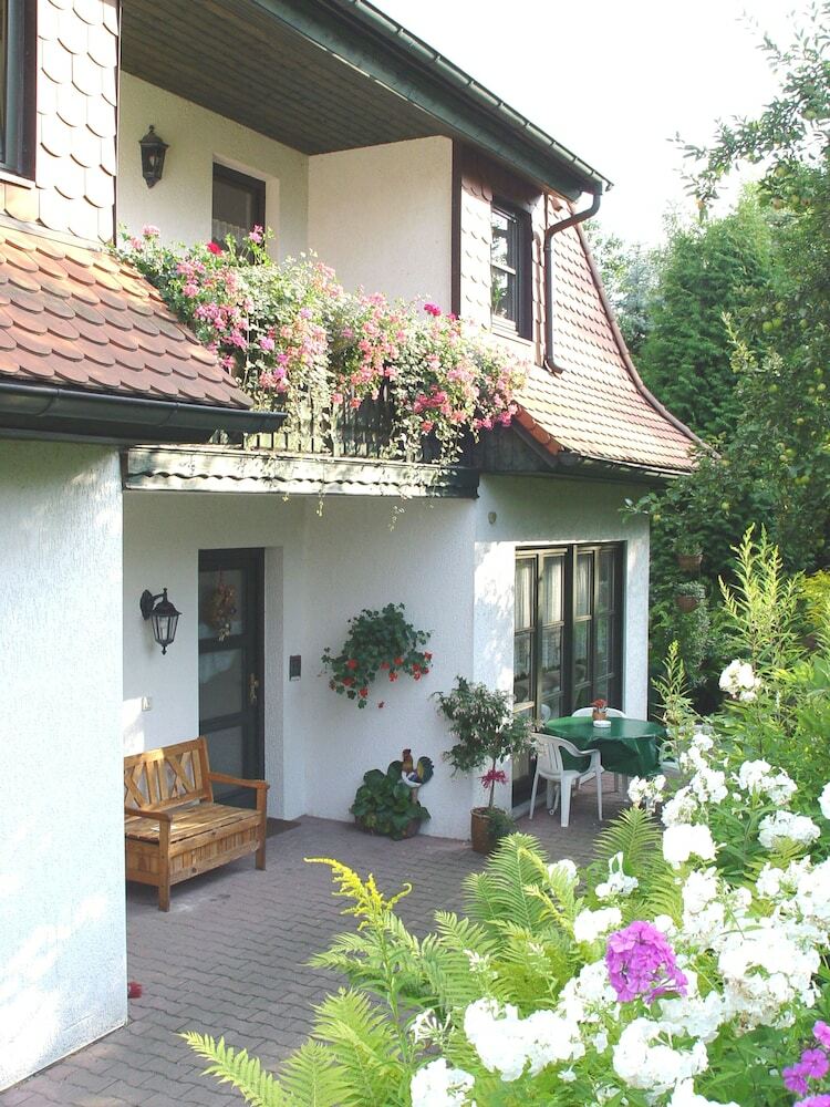 Apartamentos Ferienwohnungen Elsterblick