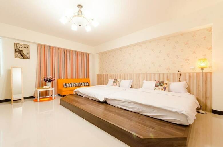 Hotel Pir2 House