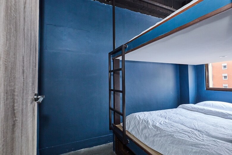 Hostal Hostel 103