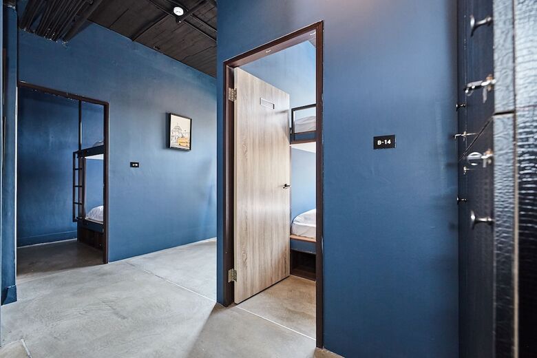 Hostal Hostel 103