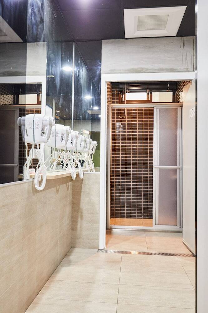 Hostal Hostel 103