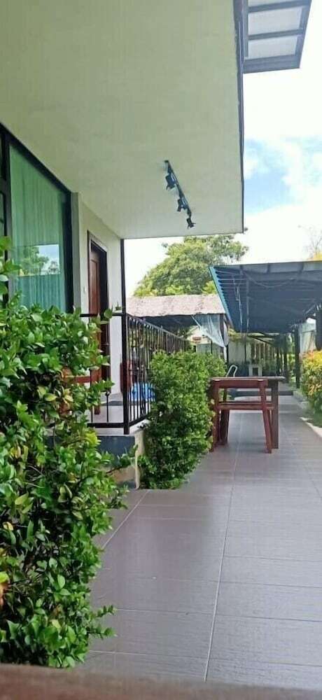 Kluang Container Swimming Pool Hotel