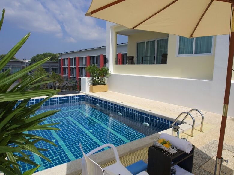 Hotel Living Residence Phuket