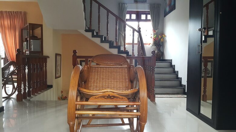 Bed & Breakfast Resident View Homestay