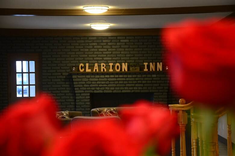Hotel Clarion Inn Near Jblm