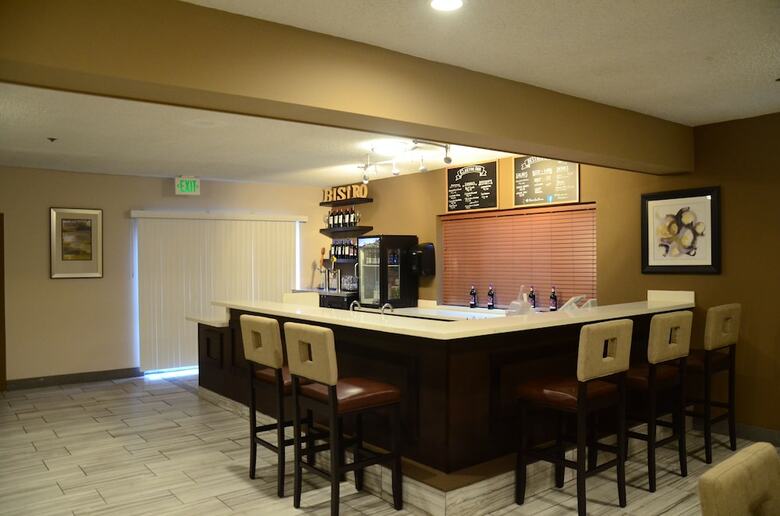 Hotel Clarion Inn Near Jblm