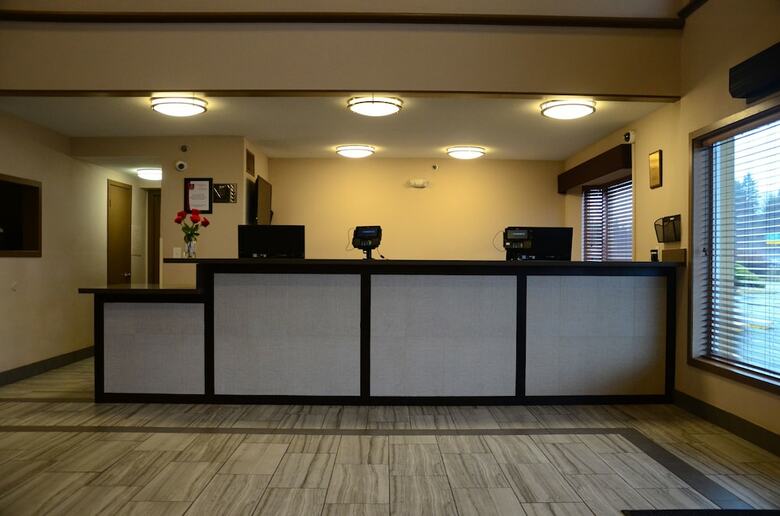 Hotel Clarion Inn Near Jblm