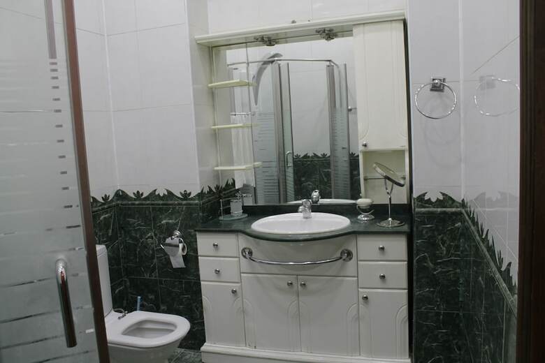 Hostal Sunny City