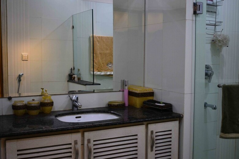 Hotel Lahore Home Stay