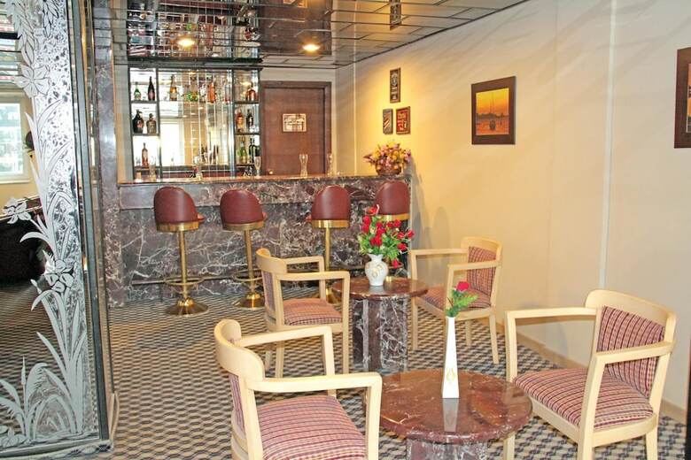 Orontes Hotel