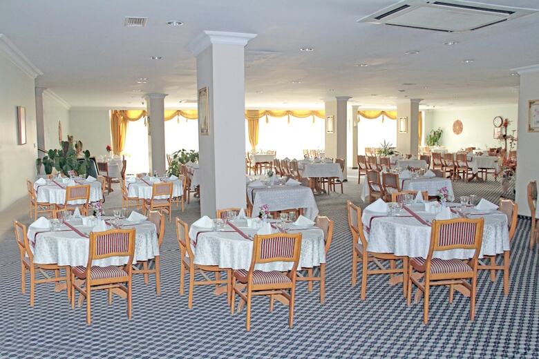 Orontes Hotel