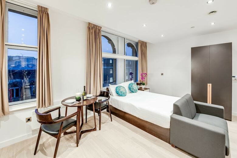 T�rlon Apartments - By Fm Living