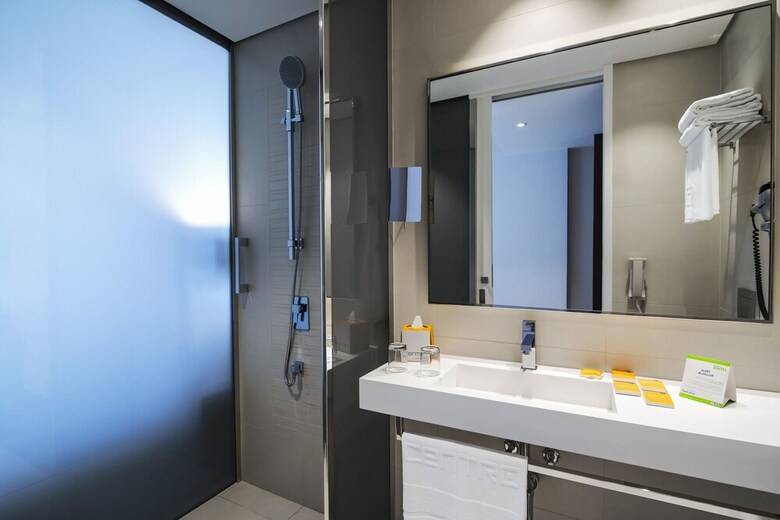 Hotel Centro Salama Jeddah By Rotana