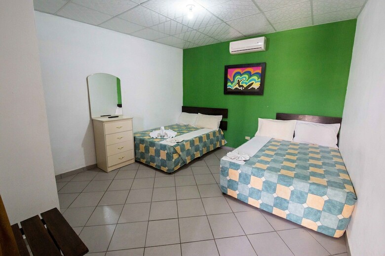 Hotel Papaya's Lodge