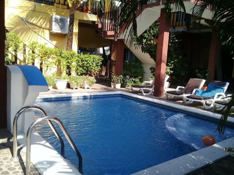 Hotel Papaya's Lodge