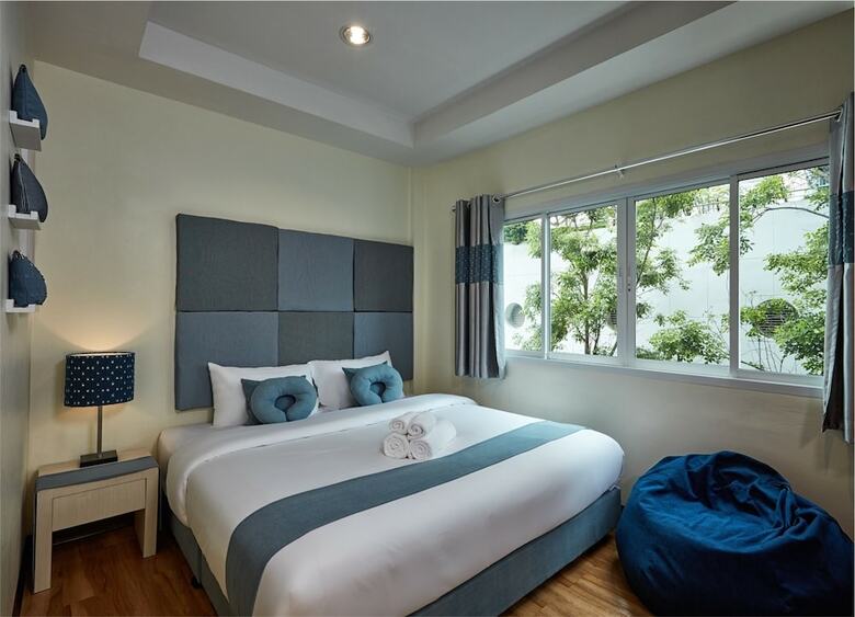 Hotel Bangkok River Loka