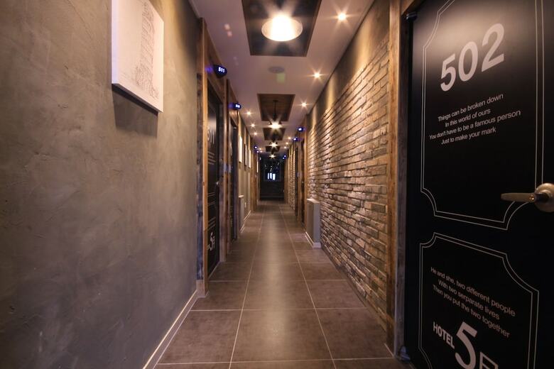 Boutique Hotel May