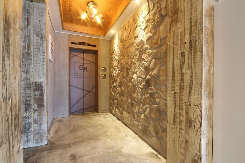 Boutique Hotel May