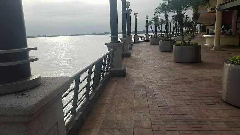 Apartamentos River View Suites Puerto Santa Ana Gye