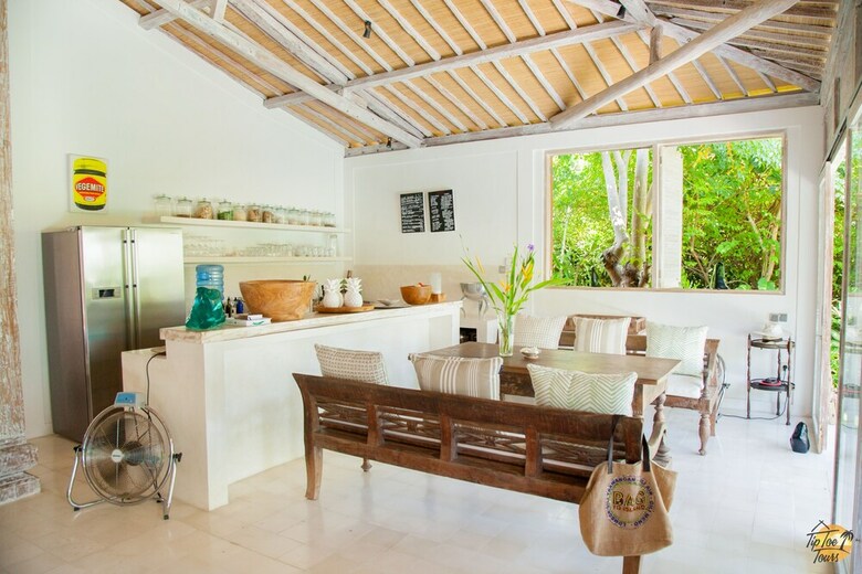 Villa Santai Beach House