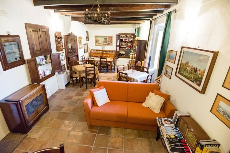 Hotel Nena' Al Borgo Castello