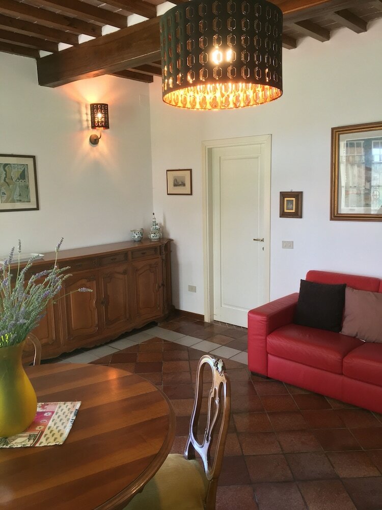 Villa Favilli