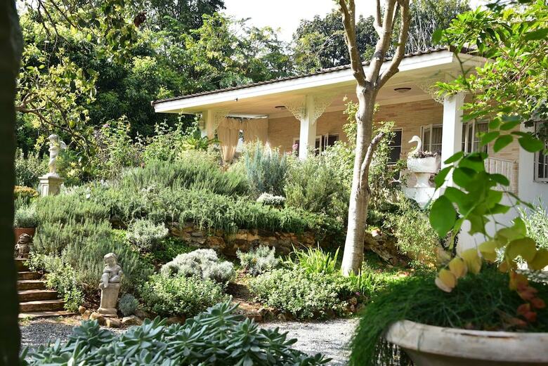 Hotel Rosemary House