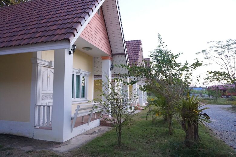 Hotel Nam Khong Tara Resort