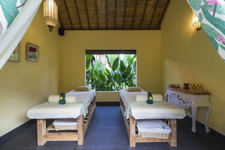 Hotel Pinkcoco Gili Air