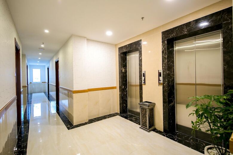 Le Saigon Hotel