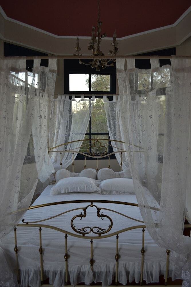 Mikamas Villa