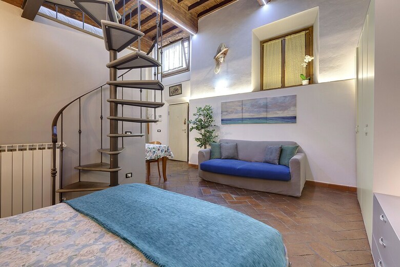Pitti Apartment
