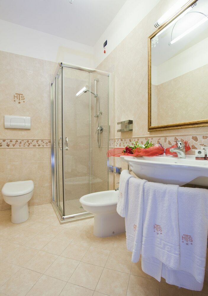 Posada Hotel Tito Serran�