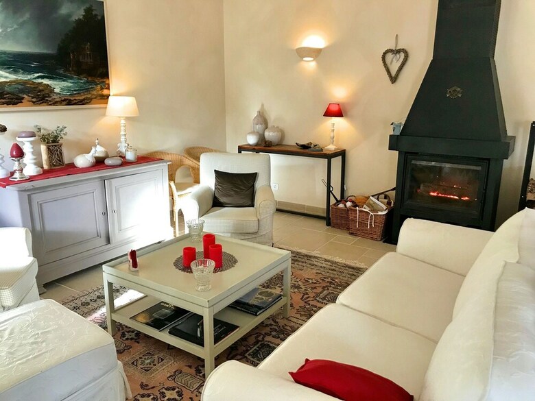 Villa C�t� Granges