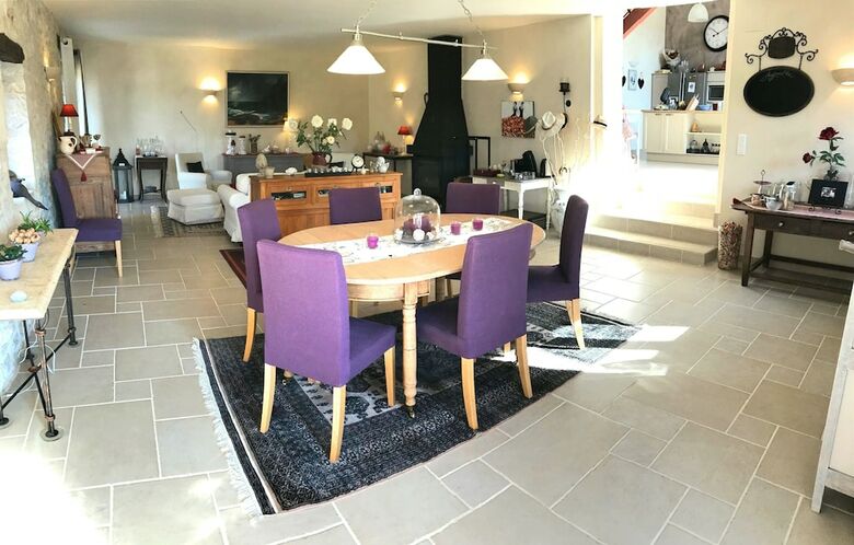 Villa C�t� Granges